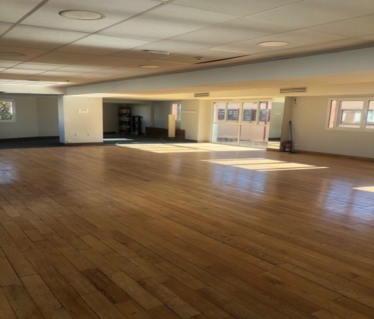 SALA PRIMERA PLANTA.jpg